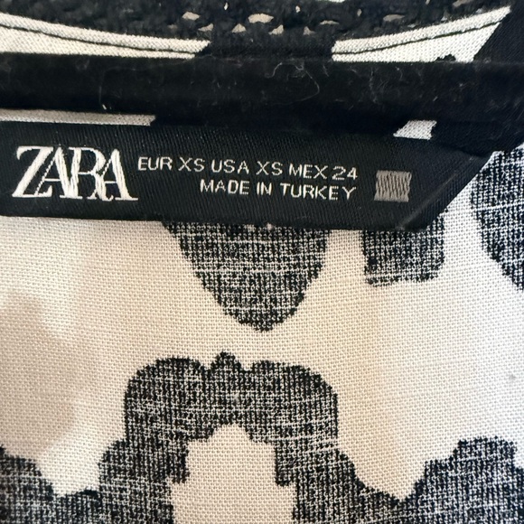 Zara Black and White Patterned Ruffle Dress with 3/4 Sleeves - Picture 2 of 5